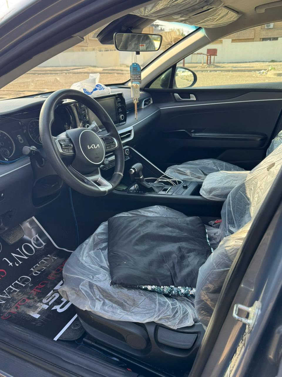 موديل ٢٠٢٢ سياره رقم اربيل
للبيع 
السعر ١٥٠ 
حادث باب سايق 
سنويه بااسمي 
سياره ماشيه ٩٣ م


**إذا كنت صاحب هذا الإعلان وتريد حذفه لأي سبب، رجاءا أرسل رسالة إلى الدعم الفني**