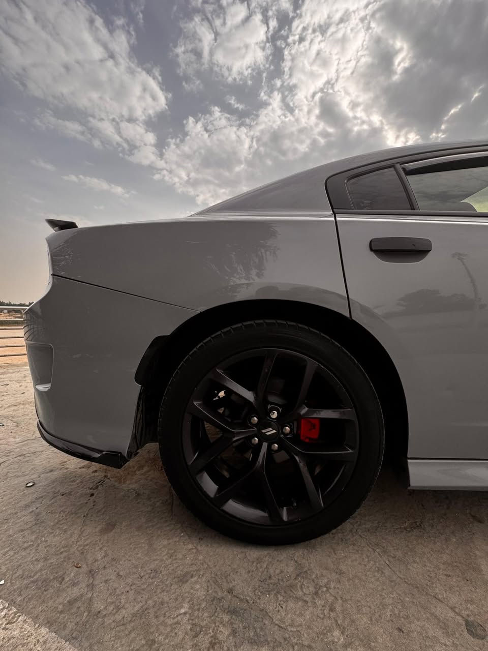 جارجر 2020 SXT سموك حادثه جاملغ وبنيد وبيه بالعراق شخط جاملغ خلفي وباب فقط صبغ بدون حادث سيارة جديدة ماشية 90KM  جاهزه رقم بغداد بسمي السعر 217$مجال بسيط  مكاني بغداد الدولعي للاستفسار ***********
