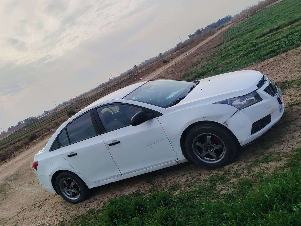 سلام عليكم عندي شوفر كروز لبيع موديل 2010 خليجي سياره كامله يه نقص مابيه محرك وكير كفاله عامه بسمي سعر 70وبيه مجال مكاني بغداد المحموديه *********** //*********** قير متواجد عله لفيس
