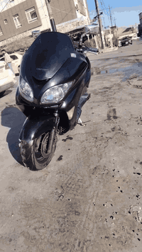 للبيع دراجة فورزا 09 هوندا محرك كبس بي كير 7 وبي تموماتيك الهيكل كلو ت...