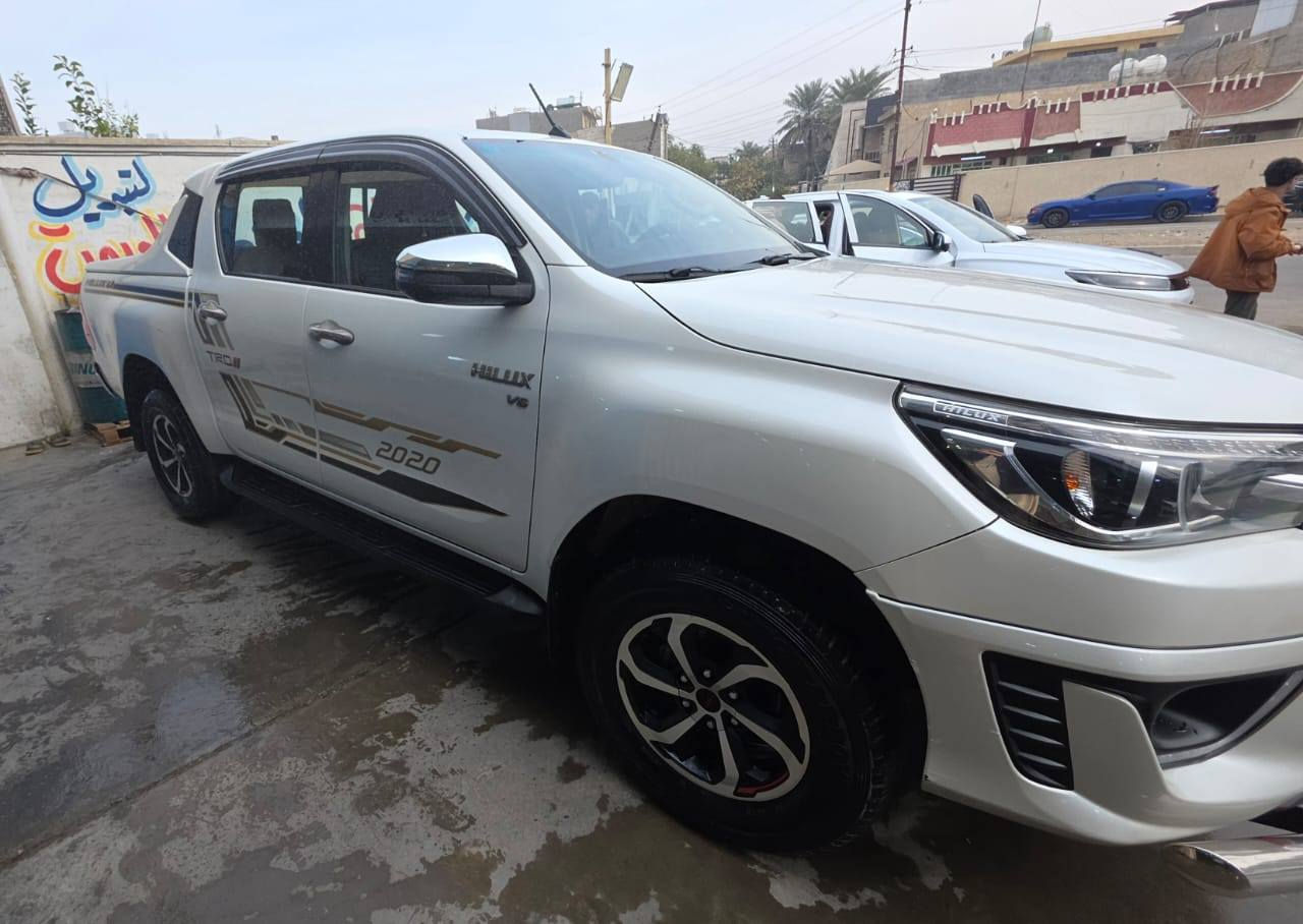 تيوتا هايلوكس 2020
عداد المسافة 90
المحرك 6v
فول مواصفات بصمة تشغيل 
بصمة ابواب 
 كشنات تبريد 
وباقي المواصفات المعروفة 
السعر ٣٢٠ ورقة /المكان بغداد 
للاستفسار
***********
