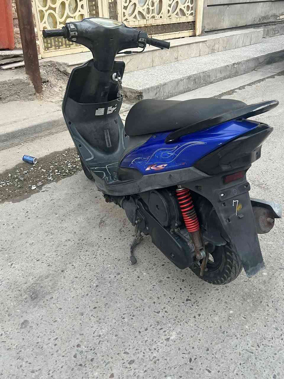 عدله للبيع نضيفه ب700
***********
