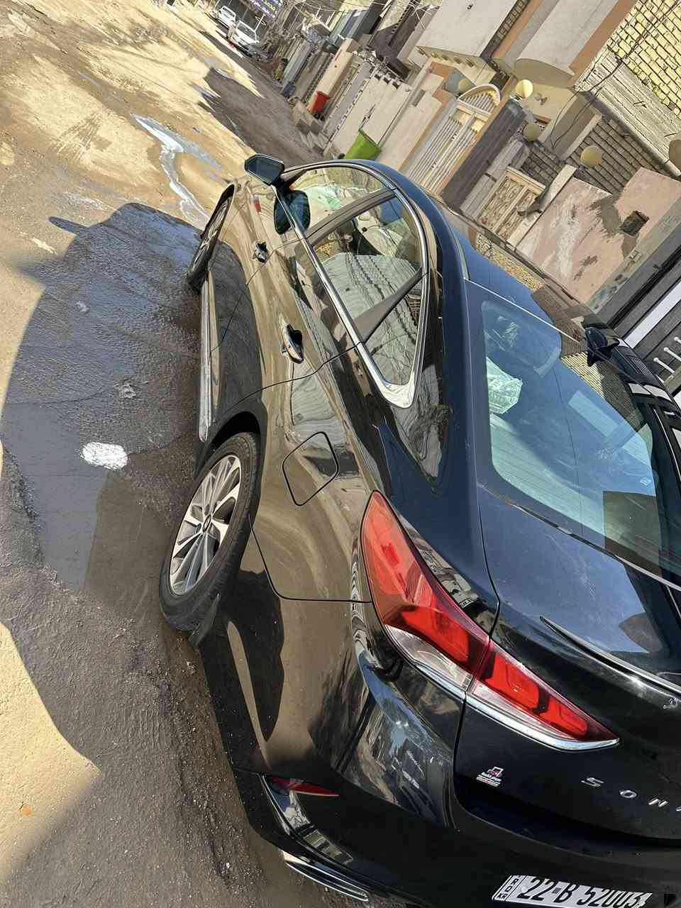 سلام عليكم سوناتا 18 للبيع وارد أمريكي ضرر جاملغ وبنيد السيارة سبورت فول مواصفات جاهزة ومعايزة برغي تريد وكالة تريد مداور السعر 137 ورقة الاتصال ***********  مكان السيارة النجف
