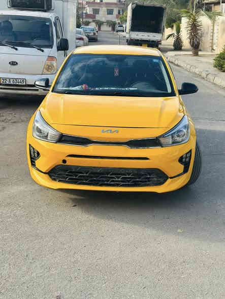 السلام عليكم 
كيا ريو موديل 2023 للبيع نقد فقط 

ضرر فقط بنيد وبيها ملاحضة شبر باب الخلفي 
مواصفات نص فول 
تحكمات ستيرن جهتين 
كشنات تدفئة 
شاشة كبيرة تدعم كار بلي 
رقم نينوى بأسمي سنوية جديدة 2030
ويل كروم اصلي 
لدات عدسة 
سيارة جديدة 
سعر 135وبيها مجال 
للتواصل 
***********
