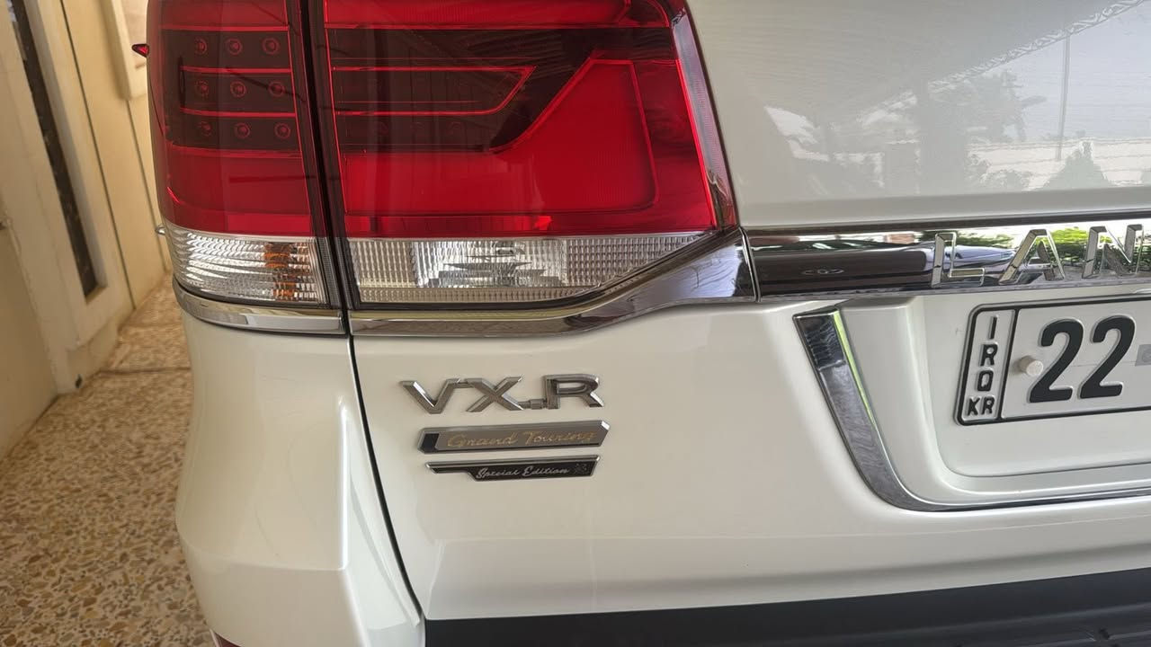 السلام عليكم
لاندكروز 
موديل2021بريمVXS  
محرك8سلندر5700 
كشن خزن كشنات تبريد
 وبعد بيه  هواي مواصفات 
السياره جديده بمعنى الكلمه 
ماشيه 70 ألف حقيقي
رقم اربيل بسمي 
ألمكان لأنبار 
لاستفسار
***********
***********
