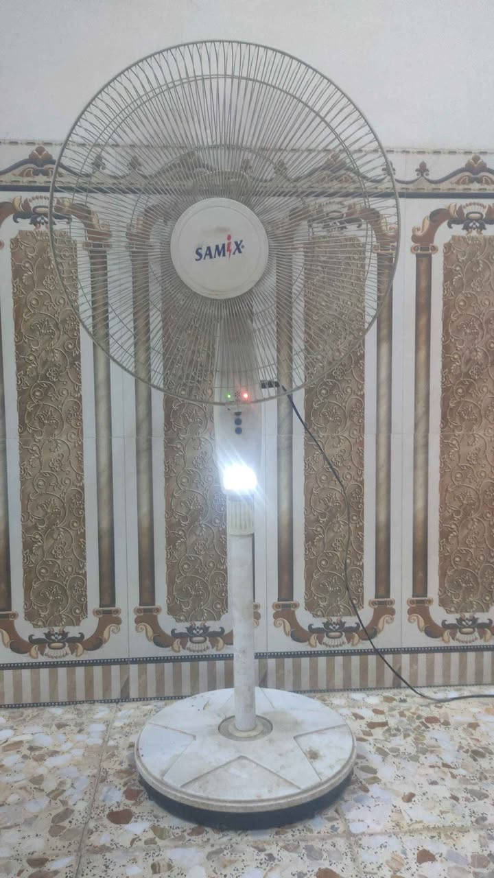 مروحه عاموديه شغاله وبيه لايت نضيفه جدا النجف, العراق


**إذا كنت صاحب هذا الإعلان وتريد حذفه لأي سبب، رجاءا أرسل رسالة إلى الدعم الفني**