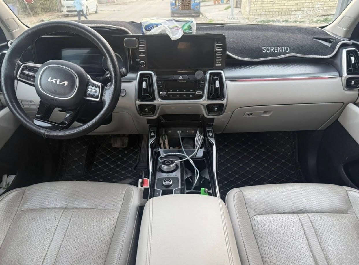 سلام عليكم سورنتو 2023مكفوله كفاله عامه خليجيه سياره مواصفات فول واحد عل واحد ماشيه 52الف 
السعر 295بيهه مجال بسيط 
الاستفسار ***********
