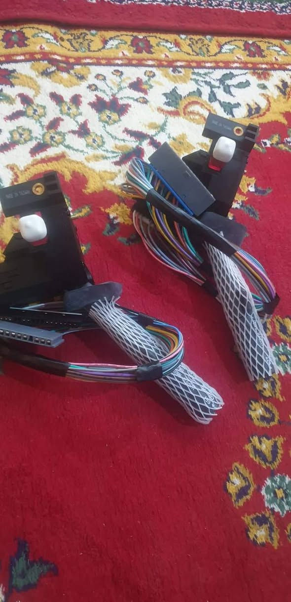 يدات تحكم اشاره وما سحات بهبهاني تسعينات ***********
