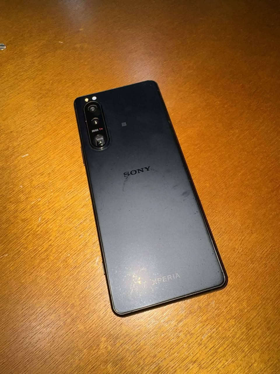 السلام عليكم ورحمة الله وبركاته
سوني 5 مارك 3 
ذاكرة: 128 
عشوائية :8
معالج :سناب دراكون 888
كامرة خلفية احترافية من  ZEISSبدقة 4k لحد120 فريم 
شاشة OLED بتردد 120 هيرتز وفي الالعاب 240 هيرتز 
الجهاز غير مفتوح ولا داخل صيانة فقط في هذي الشخوط بسبب مفاتيح فقط شخوط وليس فطر 
الجهاز للبيع بسعر 180 
او مراوس


**إذا كنت صاحب هذا الإعلان وتريد حذفه لأي سبب، رجاءا أرسل رسالة إلى الدعم الفني**