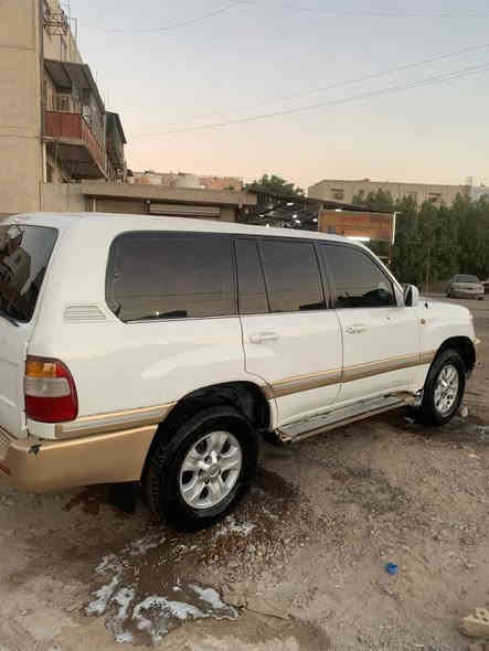 لاندكروز موديل 2007 البيع حديدة مكينه وكير اتوماتيك محورة سته سلندر خير من الله  مكينه وكير وصدار مكفولات دوشمه عامه سيارة كهربائي كله شغالة  تخم تاير جديد باتري جديد كهربائياتها كلها شغاله كيج بنزين كيج حمامه فيت بم عدد 2 بلادي شاشة جبيرة كامرة دوارة سيارة حديدة السعر 65 وبيه مجال الطيبين علمن سيارة حديدة عنواني بغداد البيع فقط والله يرزق الجميع ***********
