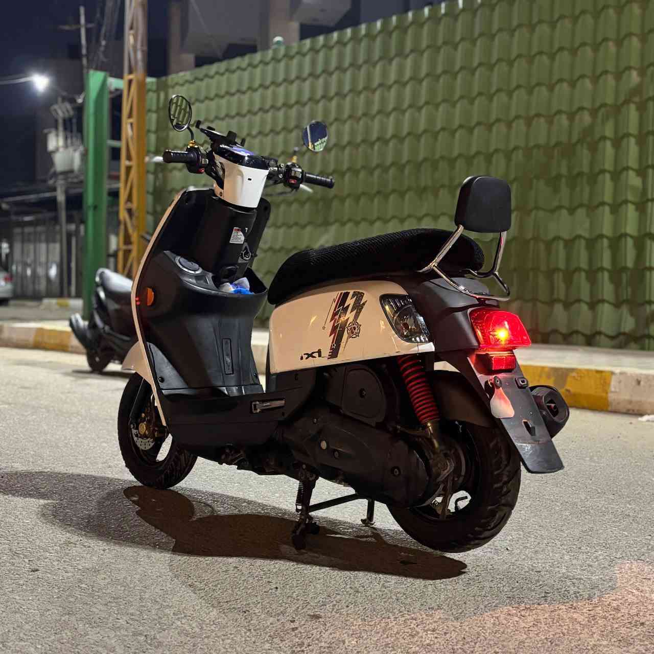 السلام عليكم
بوليس مسطره كفاله
الدراجه جديده تستحي تباع عليه
براغي مابيه نقص
نكره بكل وقت 
الصور تحكم عل نضافه
مكاني الدوره 
رقمي ***********
السعر 1000وبيه مجال الشراي تشلع عيني
اتصل وتدلل
