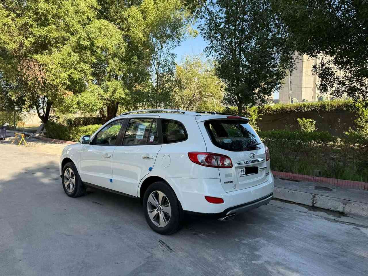 عيني بيع مستعجل جدا  سنتافية خليجي موديل 2012سياره بلادية حلوه جاهز مكينه كير مكفولات مواصفات فول مكاني بغداد الشراي يتصل  
  ***********
