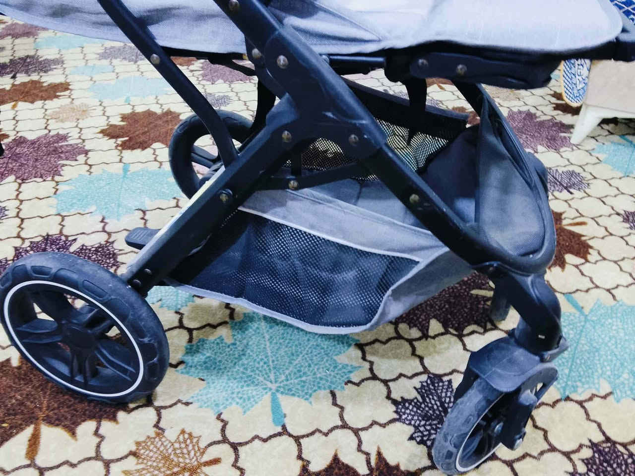 سلام عليكم عربانة طفل كلش نظيفة وكبيرة الحجم ياباني اصلي
سعرها 90 الف وبيها مجال
***********
