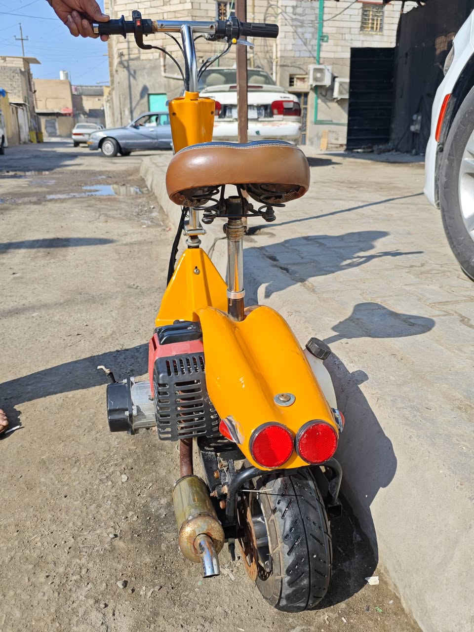 السلام عليكم دراجه بانزين نادره محرك مال منشار مكينه بلجيس شغاله كزوز رياضي شغاله  فقط تاير نازل سعره 150 مكانه بصره المعقل رقم الهاتف ***********
