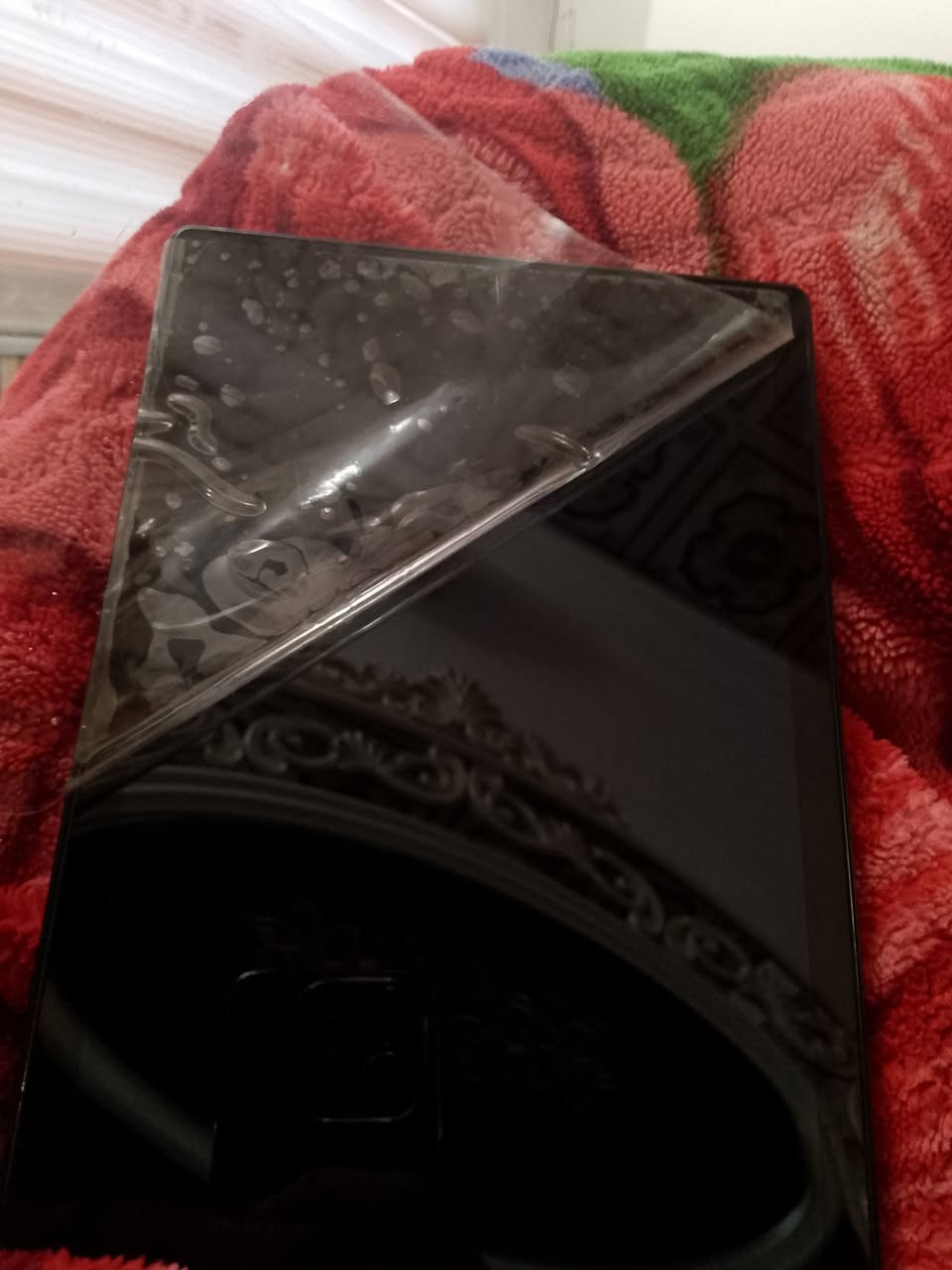 السلام عليكم للبيع ايبادات اثنين للبيع واحد امزون سعرة 80 ابيعة ب45 والثاني ابل البسوك 60 اپيعة ب35 النضافة 90 % اخو الجديد للاستفسار اكثر ***********
