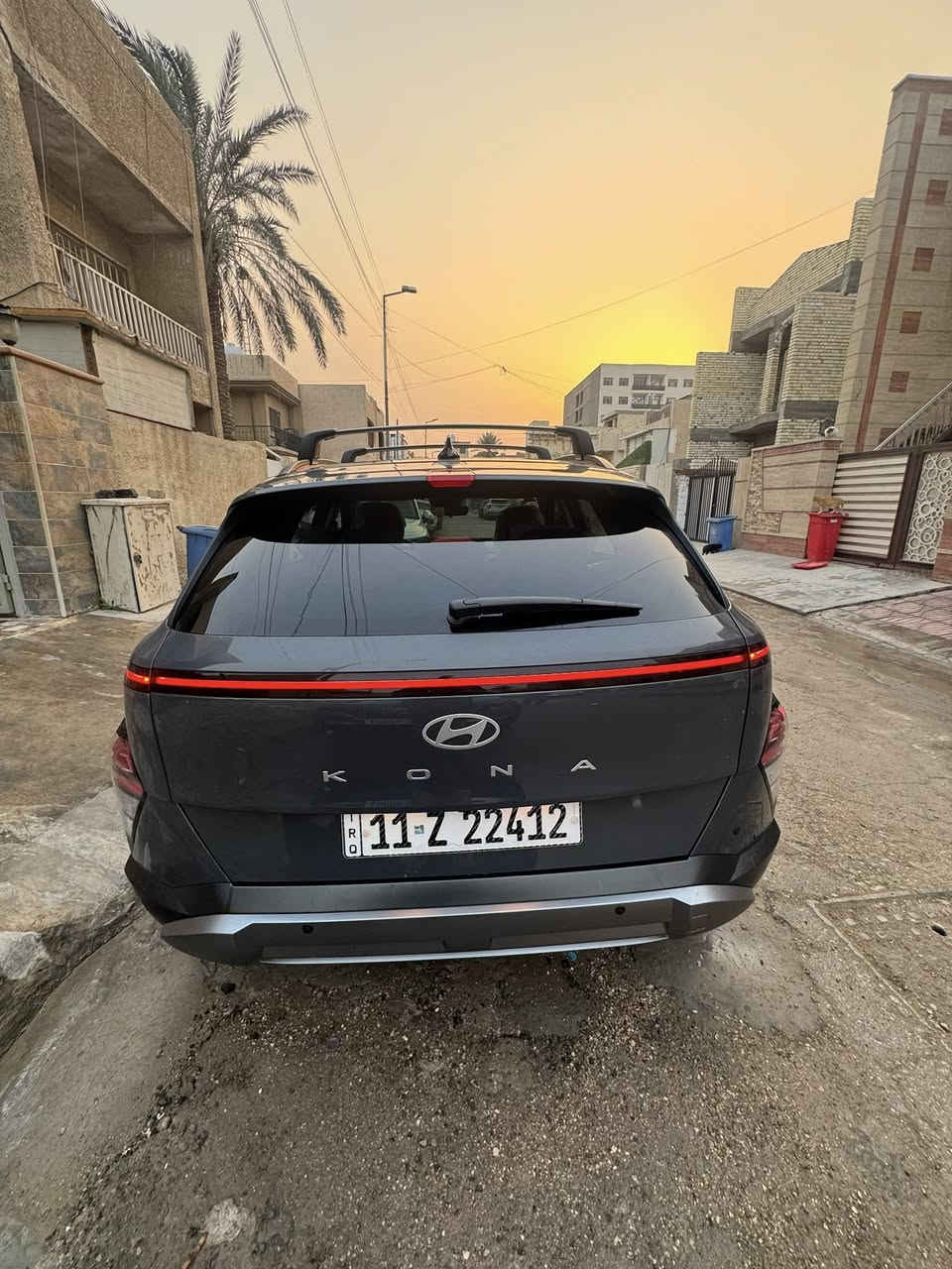السلام عليكم
للبيع هونداي كونا 2025وارد امريكي
محرك 2000 دوش
دخول جديد ترقيم جديد بغداد وباسمي
ماشية 11 ميل
الحادث مرفق بالمنشور
تبديل قبغ جنطة اصلي
السيارة بدون ايرباك بدون شاصي بدون لغد بدون بارد بدون صبغ. بدون حوض
مواصفات sel
 كشن كهرباء
تبريد قطعتين بصمة وتشغيل عن بعد
وبقية مواصفات معروفة
مكانها بغداد زيونة
السعر 191 وبيها مجال بسيط
***********
