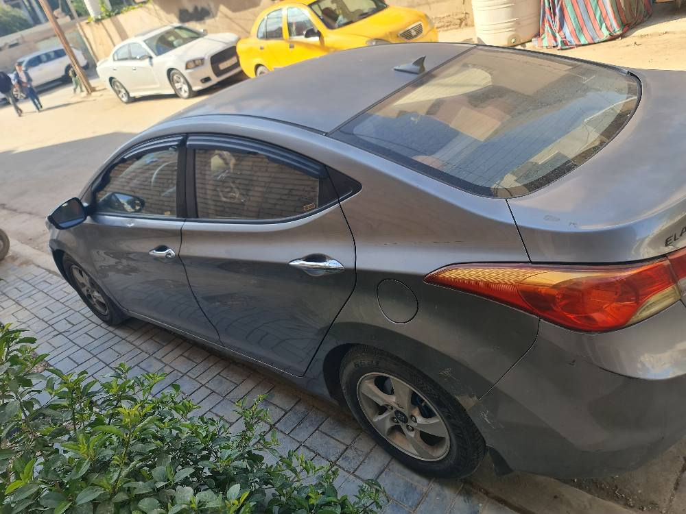 السلام عليكم هونداي النترا  محرك 1600 سياره جاهزه على اخير محرك كير حداديه تخم تاير كله كفاله رقم اربيل  تحويل تريد اوكاله بكيفك سياره جاهزه  وبالعافيه عل ياخذه السعر  92وبيه مجال بسيط مكاني كربلاء ***********
*********** كربلاء, العراق
