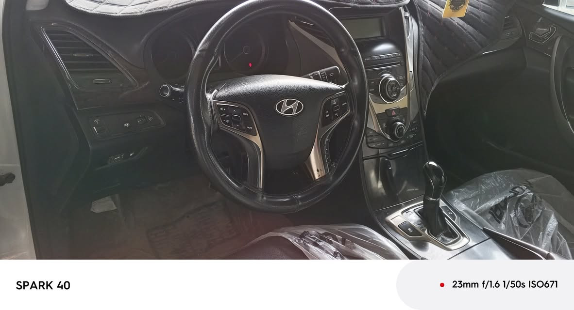 السلام عليكم هونداي ازيره موديل 2015 كفاله السياره فول مواصفات في اي بي فول احد عله واحد رقم بغداد الجديد بسمي مكان السياره الديوانيه السعر 135 وبيها مجال رقم ***********
