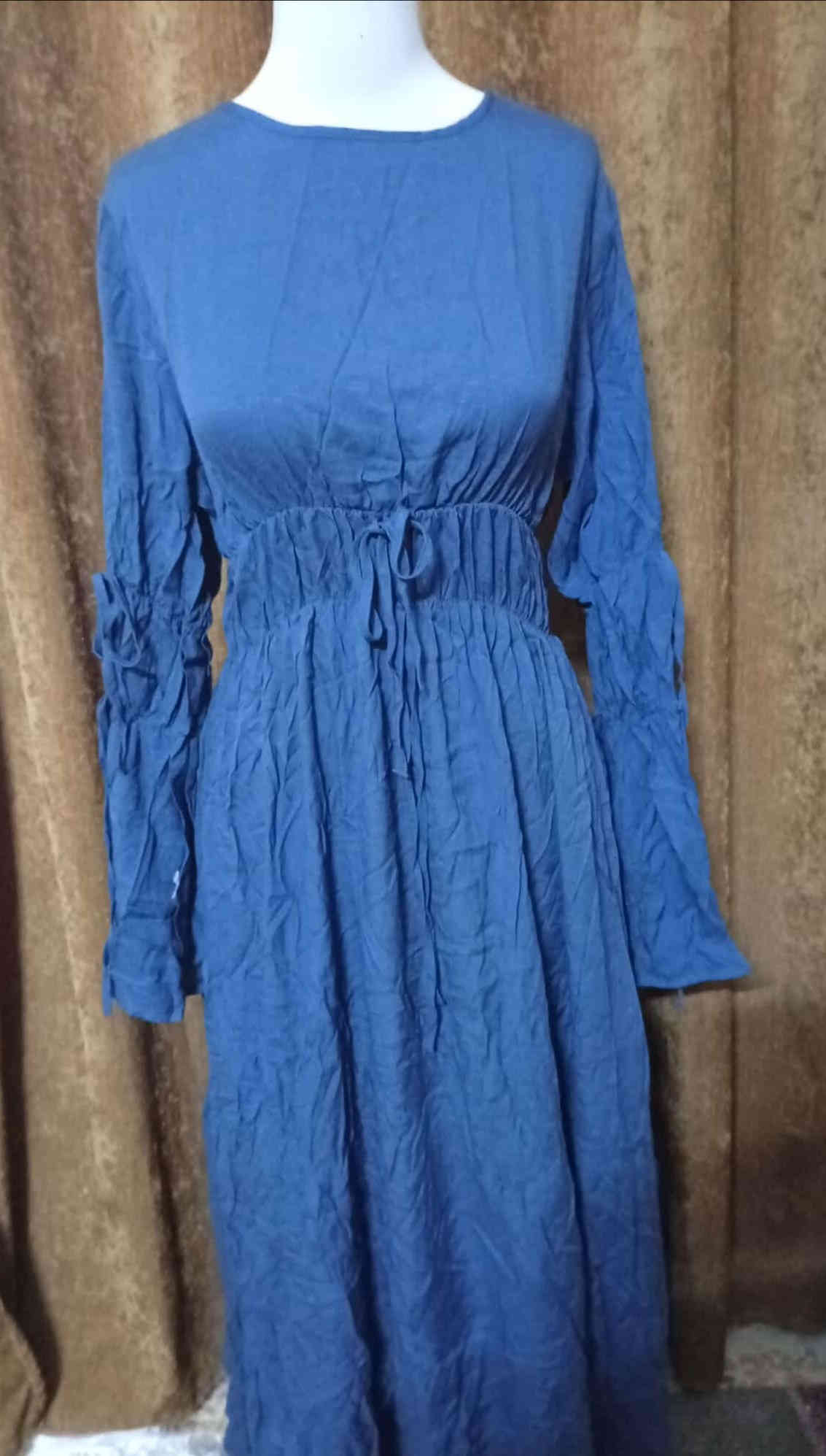 مرحبا بنات هاي ملابس شي ان كله جديد شاهد الله الي تريد تتصل ع رقم *********** اكو خدمة توصيل داخل الديوانيه
