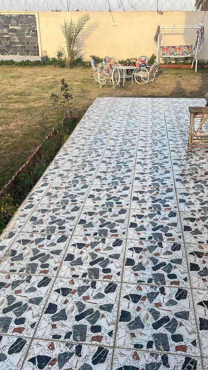 فرصة استثمارية مميزة للبيع 🌿
مزرعة للبيع في مزارع زمرد ✨
📐 المساحة: ١٤٠٠ متر
🏡 تصلح للسكن والاستثمار
🌳 موقع مناسب وخصوصية عالية
فرصة رائعة لبناء بيت أو استثمار عقاري ناجح 💫
📩 للاستفسار والتفاصيل يرجى التواصل خاص
*********** او ماسنجر
