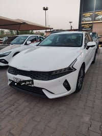 كيا K5 • ٢٠٢٣ • مكينة ٢٠٠٠
