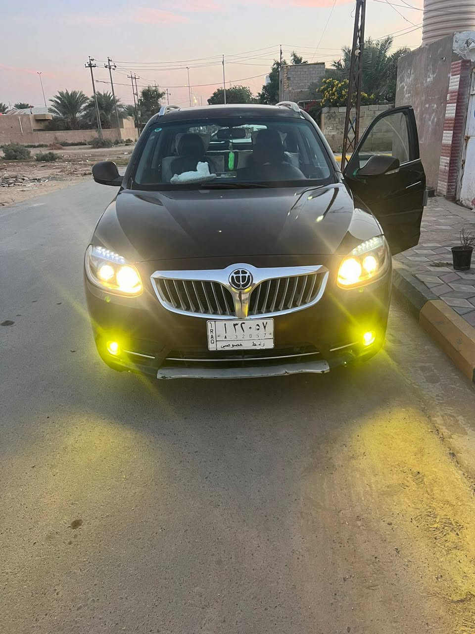 برلنس V5 موديل 2014 عاليه
كير مكينه مكفولات متسيبوشي بلادي حجم 1600 إقتصادية
برلنياس غراضها مناسبة و متوفرة اي شيء تريد الها يجيك توصيل للباب 

رقم دولي، الجديد إنكليزي، ستوني بدلته، واسط، بإسمي تحويل ثاني يوم، سنوية غير نافذه 
 ستوها داخله هزة 

حداديه امامي خلفي جدد باتري جديد لايت زنون العالي لناصي اوفايت زنون لد بلاجكتورات بالدعاميه تبريد و تدفئة 

تحكم ستيرن اشاير بالمري بصمة غرفتها حلوه ونظيفة وبالحقيقه احلى من الصور  ومواصفاتها معروفه مكان واسط قضاء الحي ناحية البشائر
*********** واتس اب
***********

راسلني إذا جاد بالشراء انطيك سعرها  و اصورلك فديو للسيارة و للسونار مسوي قبل أسبوعين تقريبا 
ماشية ٩٤ ألف، 
صراحةً سيارة كاعده للأخير كلشي ما ناقصها، تفتح بصمة و تطلع بيها وين ما تريد.

بإختصار/ بالعافية على الي تصير من قسمته
