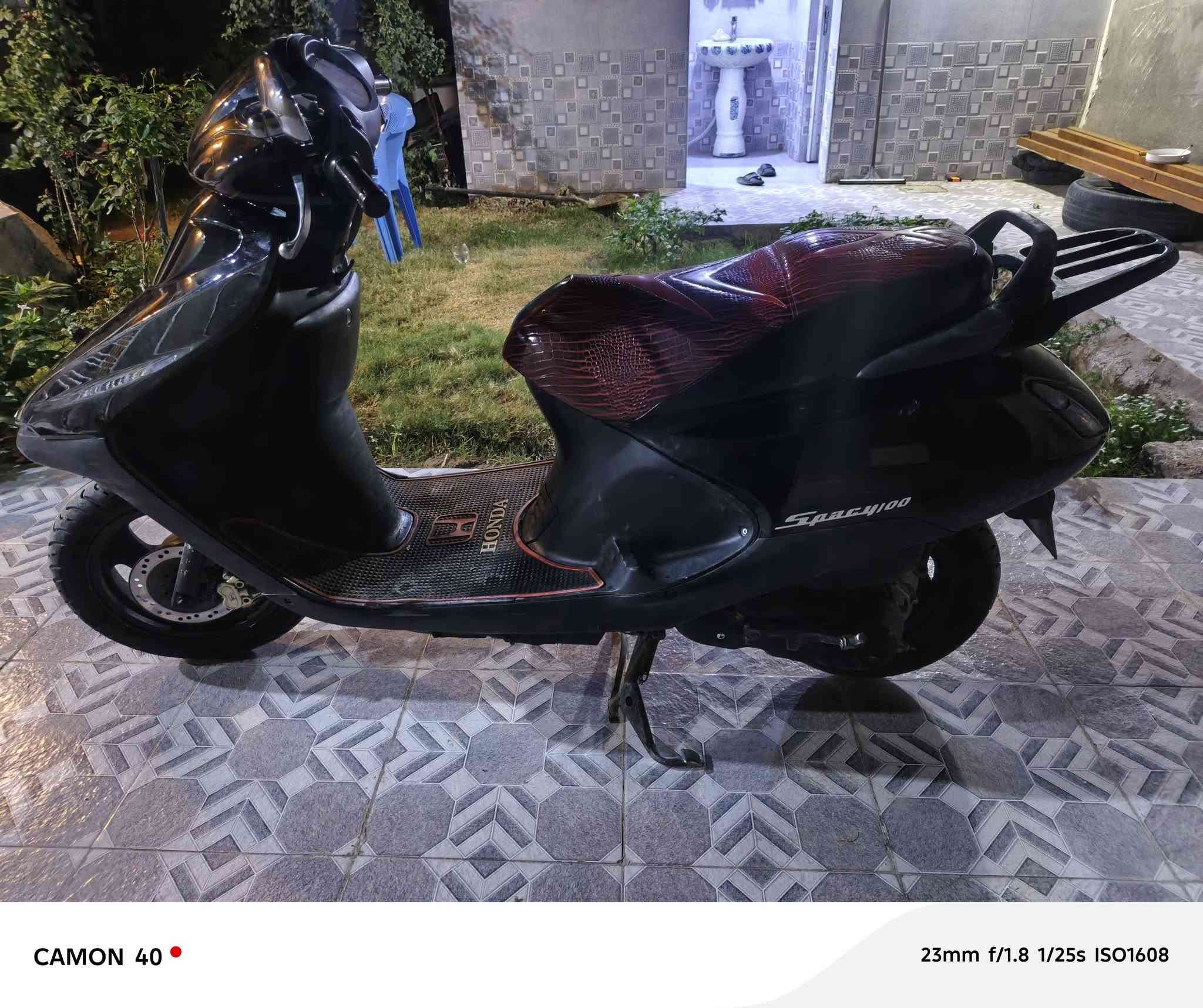 سبيسي مجفته رايمر جاهزه من كلشي شغال عوزه فقط قفل جنطه سعر 600 مكاني كوت قضاء الاحرار ‏‪***********‬‏
