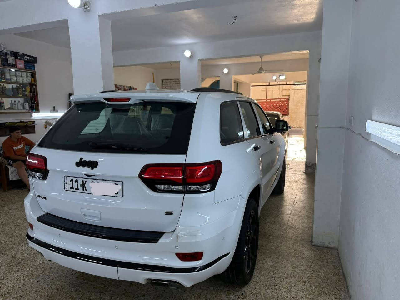 السلام عليكم جيب S موديل 22 للبيع فول مواصفات  ام الرادار وكاله ليث العبيدي   . سياره ع وضع الشركه ماشيه 29 ميل بيه فقط شخط بكد الاصبع مسحوب بلجهاز    كتلوكات موجوده دبل بصمه. السعر 38 ونص.  رقم بغداد بسمي ***********
