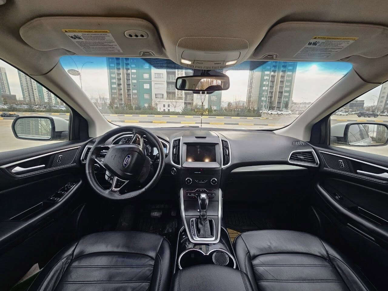 ‎فورد ايدج
2017
‎مواصفات sel
‎مكينه 6 سلندر
‎داخل جلد
‎شاشه سوني
‎رادارات جانبيه
‎حساسات
‎شغال
‎بعد مواصفات هوايه بيه
‎السياره وارد كلين تايتل بدون ضرر
‎تخم تاير جديد
‎المكان سليمانيه
‎السعر جدا مناسب بنظافتها ومواضفاتها.  200$ ومعامله
‎للاستفسار عن السياره 
‎تحويل وكال بشرت
***********
