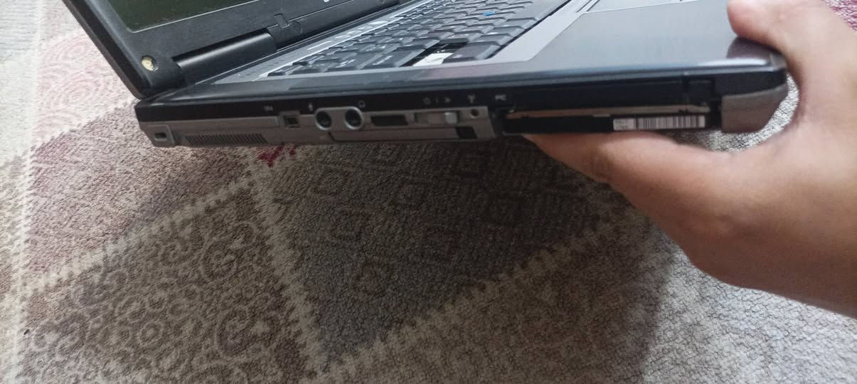 السلام عليكم لابتوب طلعلي مال باله شغال عليه ويندوز 7 وسريع والهارد 80GB قابل للزياده حته شريحه خط يصير بي بطاريه احتمال تبديل بي خط بسيط مماثر و المواصفات كدامكم سعر 30 الف  وياها رامات ثنين مجاني طلعلي بالكارتونه مكاني نجف ماعندي توصيل رجاء فقط اليشتري يدخل


**إذا كنت صاحب هذا الإعلان وتريد حذفه لأي سبب، رجاءا أرسل رسالة إلى الدعم الفني**