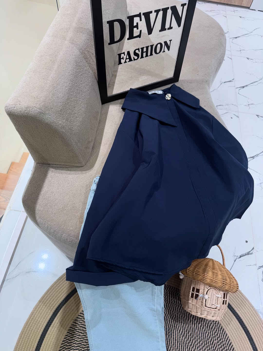 قميص بوبلن بتصميم ياخة جانبية✨ 
كوالتي عالي ✨
متوفر ب 9 الوان 
طول القميص 75cm✨
قياسات 38-46 ✨

كيلوت كصه عدلة ✨
قياسات 36-46✨
#اكسبلور_فولو #اكسبلور_explore #اكسبلورر #اكسبلور_العراق_السعوديه_الاردن_ايران_الكويت_طق_لايكات_كومنت_يلاا💙 اكسبلور_ضيفونا


**إذا كنت صاحب هذا الإعلان وتريد حذفه لأي سبب، رجاءا أرسل رسالة إلى الدعم الفني**