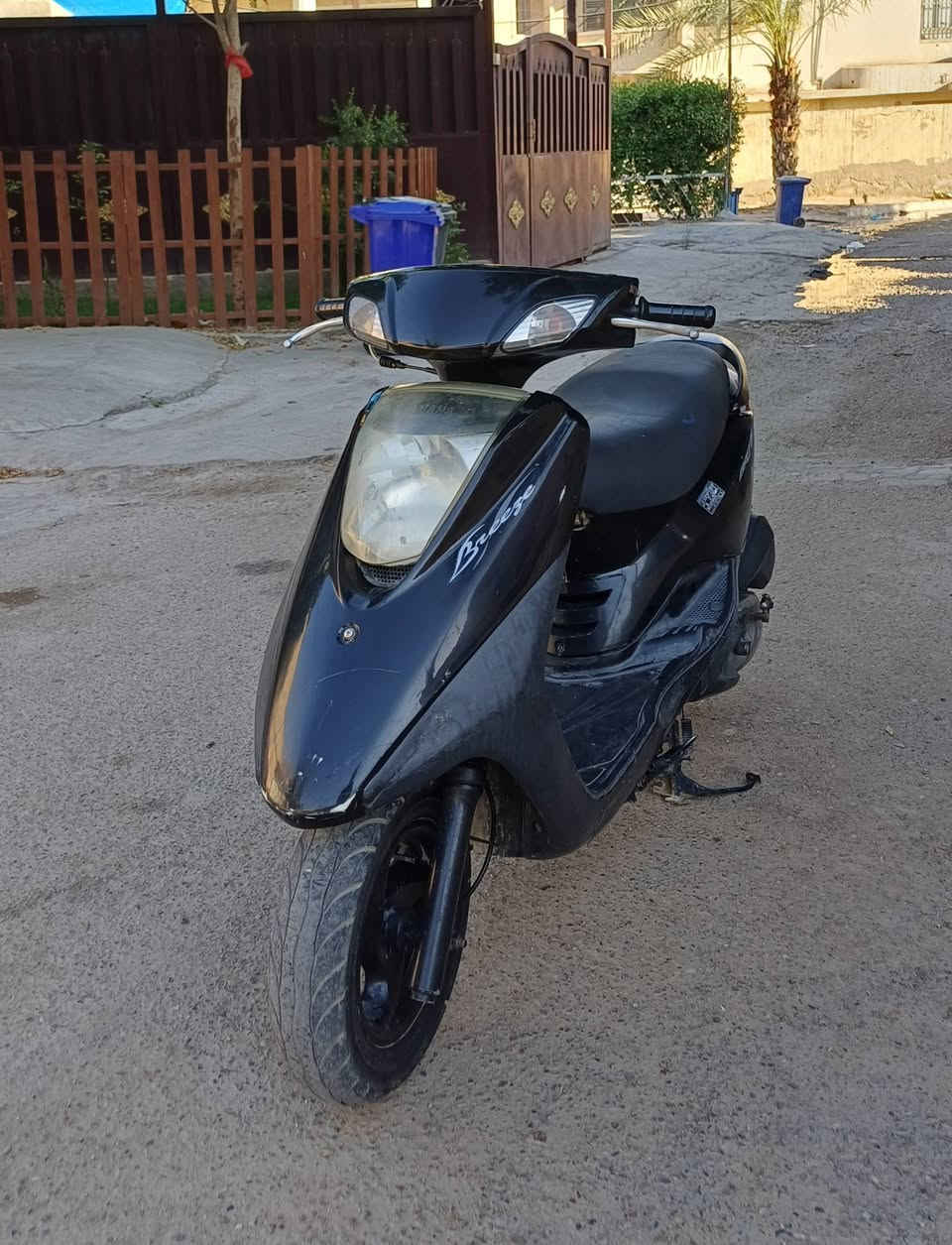 مساء الخير للبيع بريز ياماها 140 سرعته مكينته بلاديه كله بلادي سلف وهندر شلعه معدل كامله ع فحص السعر 550  السكن بغداد طالبيه شراي يخابر ***********
