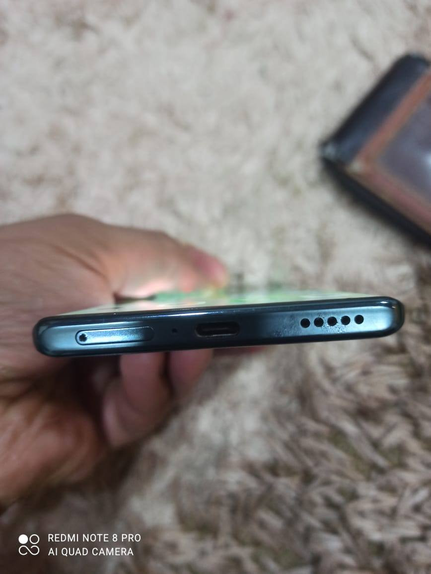 هنر إكس 9 a
ذاكره ٢٥٦
معالج 8+5
مابي شي نضيف فقط ازار الي تعلي وتنصي واكعه بس يشتغلون شرط والازرار موجوده
سعر 125
***********
