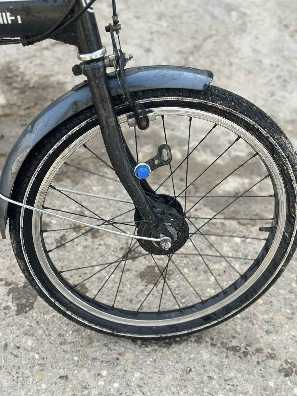 السلام عليكم للبيع باسكل بايدر كير وطاقه باسكل جديد بريكه شغال من مكانه شرط كير شغال حيل جديد طاقه شغاله السعر 75 وبيه مجال الي يريده يجي خاص لو ع الهاتف ***********
