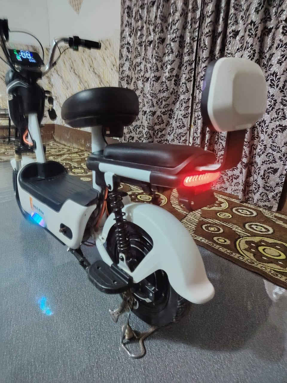 درجه شحن البيع اسرعع 60 درجه نضيفه ما ناقصها شي السعر 300قفل المكان بغداد اليوسفيه


**إذا كنت صاحب هذا الإعلان وتريد حذفه لأي سبب، رجاءا أرسل رسالة إلى الدعم الفني**