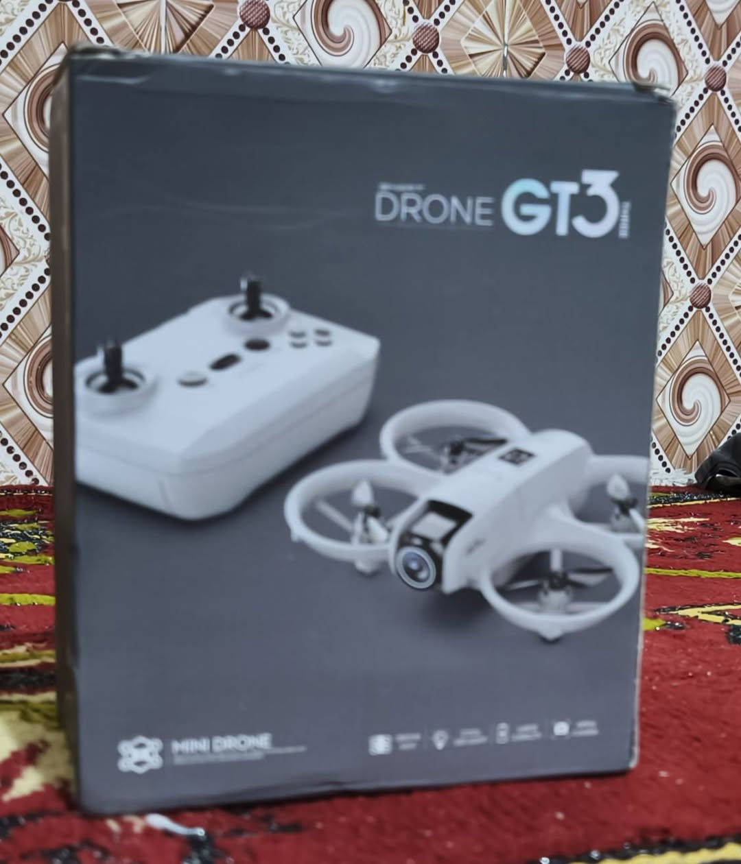 درون للبيع GT3سعر مناسب
دقه 4k
20 دقيقه البطاريه 
بيها نضارات محترفه 
سرعه 35 النتقال 
وزن 250 
رقم ***********
