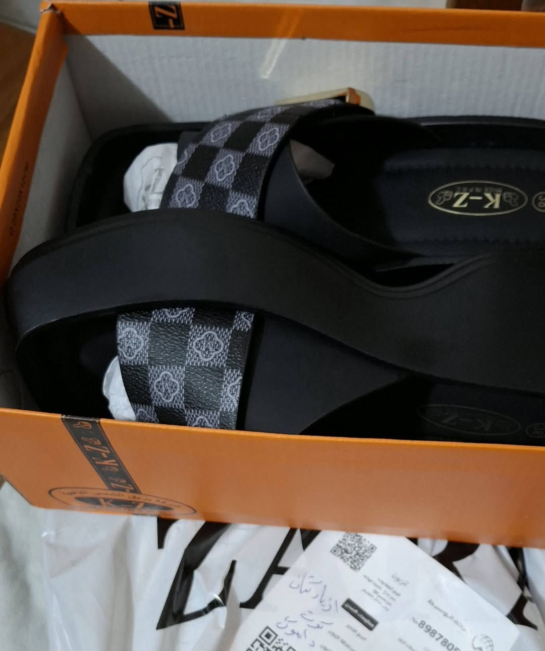 بنات دزيتهه توصيل وطلعت كبيرة اريدهه ب١٥ واكو توصيل داخل الكوت الي تريد


**إذا كنت صاحب هذا الإعلان وتريد حذفه لأي سبب، رجاءا أرسل رسالة إلى الدعم الفني**