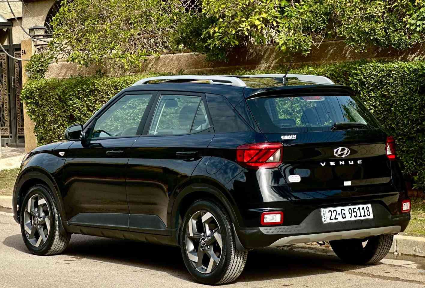 للبيع ڤينو 2024 بدون ايرباك

#هونداي_فينو بدون ايرباگ 
#موديل_2024
#مرقمة_اربيل تحويل مباشر 

  المواصفات  

1- بصمة 
 2- فتحه سقف (سلايت)
3- داخل لونين 
4- شاشه كبيرة كامرة دوارة 
5- فول  تحكم ستيرن جهتين  
 6- ويل كروم 
7- شاشة كبيرة كاربلي +اندرويد 
8- نظام انذار
9- مانع انزلاق
10- تراكشن منحدرات
11- وضعيات قيادة  
12- رادار تحذير جانبي 
13- رادار خلفي
14- رادار امامي
15- تحديد مسار 
16- مكينة 1600 دبل نوزل 
17-حساس خلفي
18- ماشيه 22 الف فقط 
19- تشغيل عن بعد 

الضرر 1 قطعه فقط بدون دواخل 
العنوان بغداد السيديه ***********
السعر 150 ورقه وبيها مجال بغداد, العراق
