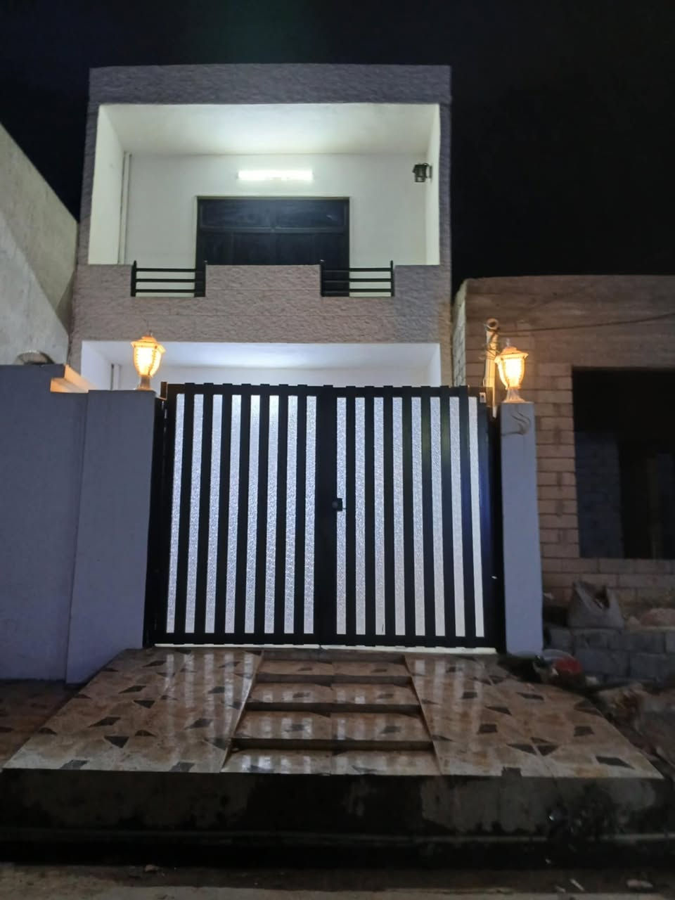 السلام عليكم  دار 🏠  للبيع موقع بعد  حي التحرير مقابل هيما ستي مساحته ١٠٠ متر دستور  سليماني  منطقه كامله مرتبه أسواق محلات تبليط كامله وهاده ونضيفه   وبسعر مناسب. ٧٥ وبي مجال بسيط  جمعيه الباشا سند زراعي قرار ٢٥ حق التصرف وبي وصل تمليك من البلديه


**إذا كنت صاحب هذا الإعلان وتريد حذفه لأي سبب، رجاءا أرسل رسالة إلى الدعم الفني**