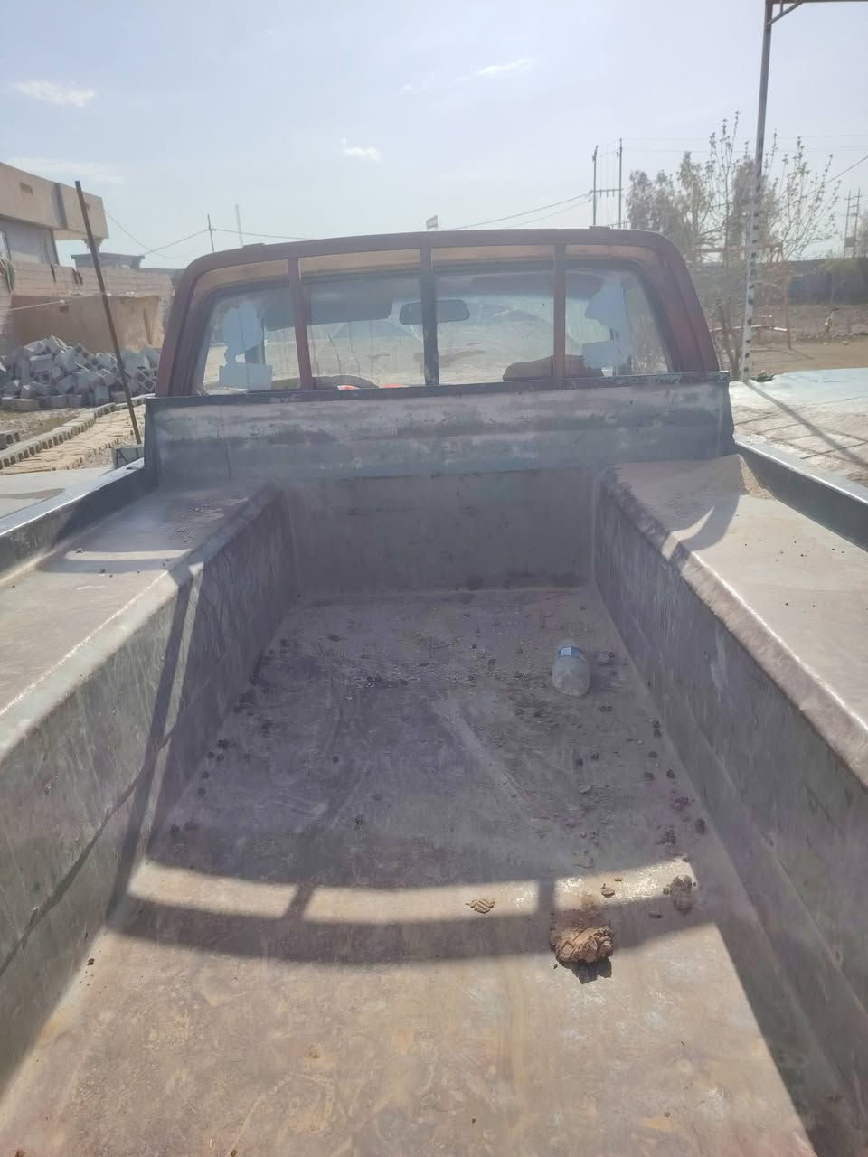 السلام وعليكم بكم موديل1985 للبيع رقم كركوك مشروع وطني سنويه جديده شرط التحويل رقم مميز سياره جاهزه محرك كير اكسل خير من الله السعر 30ورقه وبي مجال مكان كركوك الحويجه لاستفسار ***********
