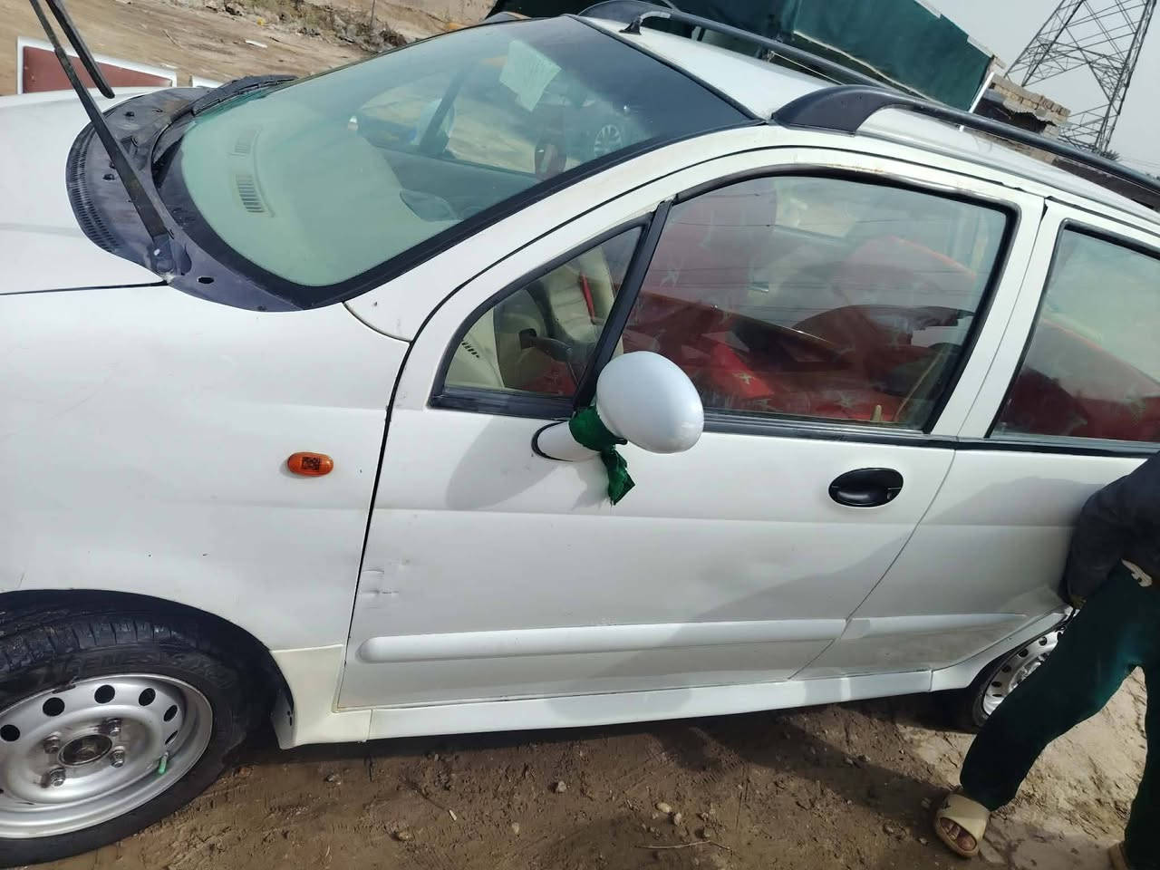 السلام عليكم كوكو موديل 12 سياره باسمه ماكينه  خير من الله تخم تاير حداديه كله جديد مكان الديوانيه السعر 25 بيها مجال سياره مقفوله كفاله عام ***********
