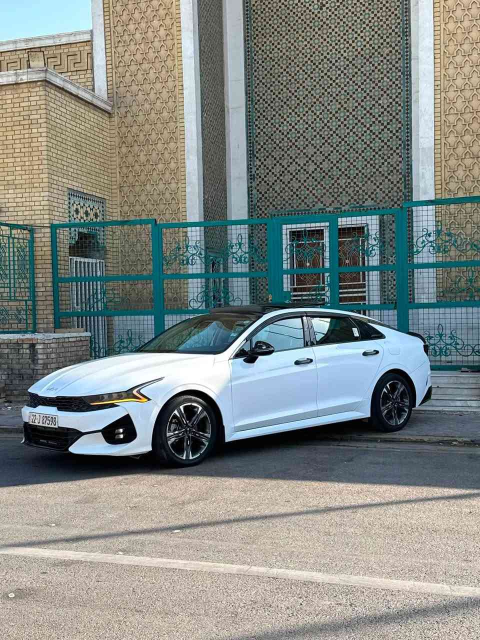 السلام وعليكم

للبيع k5 Ex 2021 فول مواصفات للبيع او المراوس 

لون اسود 
ماشيه 37 مايل 
رقم اربيل ب اسمي 

محرك 1600تيربو

المواصفات:

- بصمة تشغيل

- تشغيل عن بعد

- شحن هاتف لاسلكي

- قيادة ذاتية على الخطوط السريعة

- هندبريك بصمة

- سقف أسود بانوراما

- مثبت سرعة

- مرايا قلاب عند الرجوع

- نظام صوت Bose

- حساس إطارات

- بك لايت لد

- شاشة كبيرة كار بلي

- كامرة دوارة 

-قطعتين تبريد 

-تبريد مناخين منفصل

-حساسات خلفية

- كشنات حار وبارد

- شاشة أعطال

- ويل كروم لونين

- رادارات جانبية

- مراقبة النقطة العمياء

- جنطة ذكية عند الاقتراب مع ترحيب

- إشارات بالمرايا

- كشنات جلد أبيض ملكي

-بطاين بوب صاج 

-انارة محيطية

- كراسي أمامية كهربائية

- لايتات عدسات زنون

-لدات امامية

- أنظمة قيادة Eco / Sport / Smart / Normal

- تحكم كامل بالستيرن

- كير أوتو وعادي

- أوتو بريك

-دشبول صاج

-منافذ طاقة

-منافذ USB

-سبير منازل

السيارة جاهزة بدون نقص 

محرك كير كفالة تبريد ثلج

السيارة بيهة 3 قطع صبغ فقط 
حادثها جاملغ خلفي والبنيد وصبغ قبغ الصندوق 

بدون دواخل

رايدها ب 132 وبيها مجال للشراي 
اي استفسار تعال خاص او اتصل 

***********

عنوان بغداد الاعظمية
