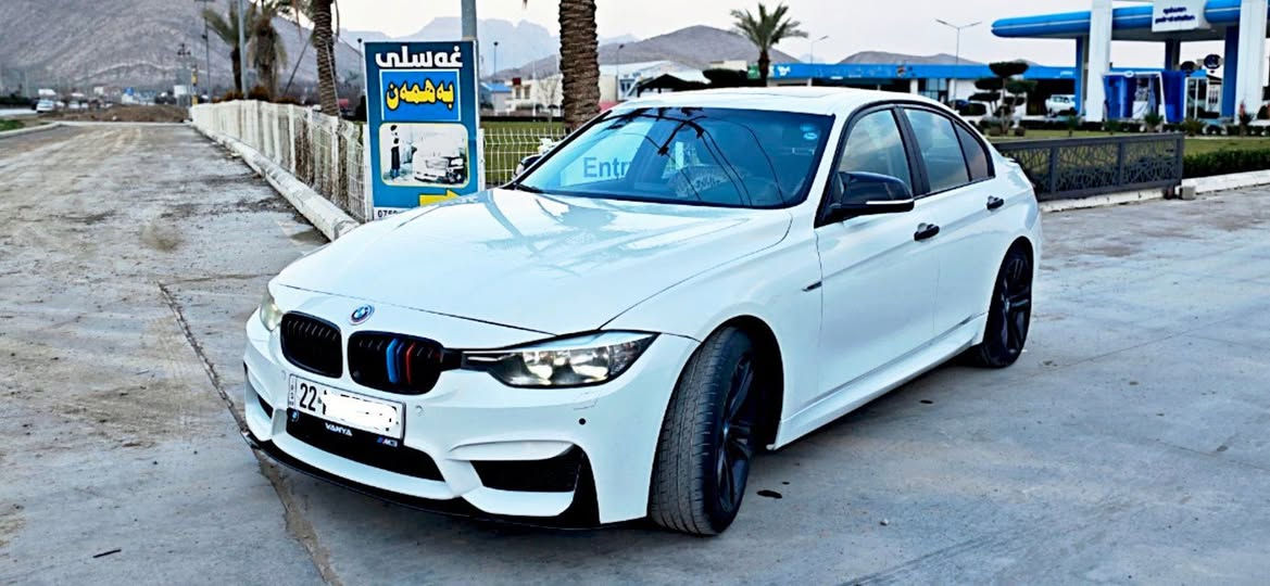 BMW 2017 320i
نمونە لە جوانی خاوێنی
ڕەقەم هەولێر
90mil ڕۆیشتوە
مەکینە 4 پستۆن  توین پاوەر تۆربۆ
نیو بۆنیت 
نیو چاملغ
بۆیاغ
سەنەوی تا 2029
مواسەفات ئەمریکی 
دەعمێکی زۆر زۆر خەفیفی هەیە
ڕەقەم شەنسی
WBA8E1G59HNU13008
سەعر ١٦٥
ڕەقەم مۆبایل ***********
وەتسئاپ ڤایبەر

