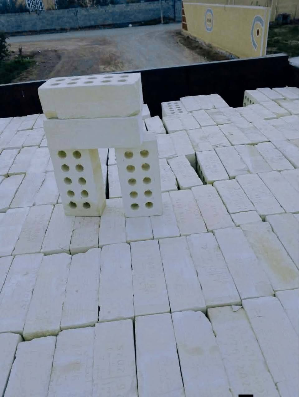 طابوكتنه وبس. خالي🧿 لا تدور، ولا تتعب.... ونكولها بكل فخر اتحدى واحد يعلق يكول غشيتونه... العدد كامل وزايد طبعا اهم شي العدد....؟؟    الطابوكه حلوه ونضيفه وبياض يخبل الاسعار كله جوه السوگ... وتدللون اتصلووا واحنه بالخدمه 😘   *********** 🌹***********🪬
 حياكم 🌿🌿❣️❣️❣️
