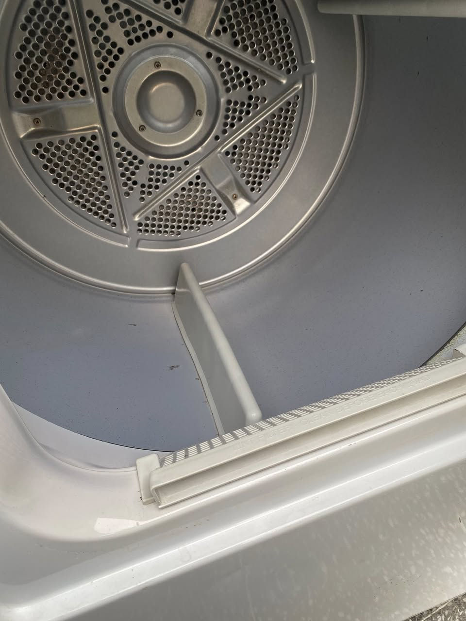 مجفف امريكي نظيف جداً للاستفسار ***********
