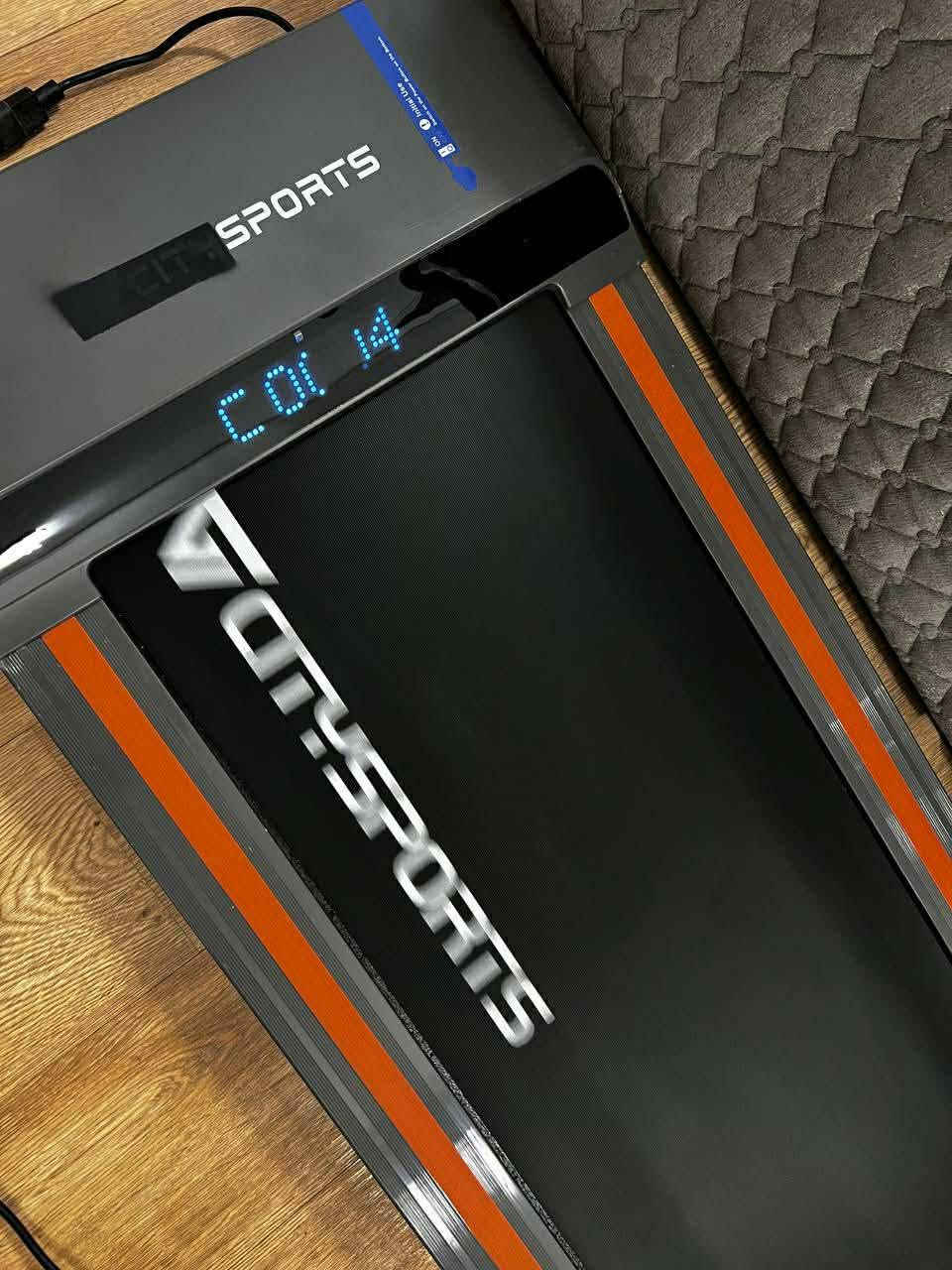 مرحبا 
جهاز جري للبيع مستخدم قليل نظيف جداً
السعر 100 الف 
CITYSPORTS. (Under-Desk Treadmill)
محرك هادئ بقوة 400 واط السرعة من 0.8 إلى 6.0 كم/ساعة يتحمل وزن 100-120 جهاز المشي، جهاز التحكم عن بعد ريمونت ، سلك الطاقة، زيت السيليكون


**إذا كنت صاحب هذا الإعلان وتريد حذفه لأي سبب، رجاءا أرسل رسالة إلى الدعم الفني**