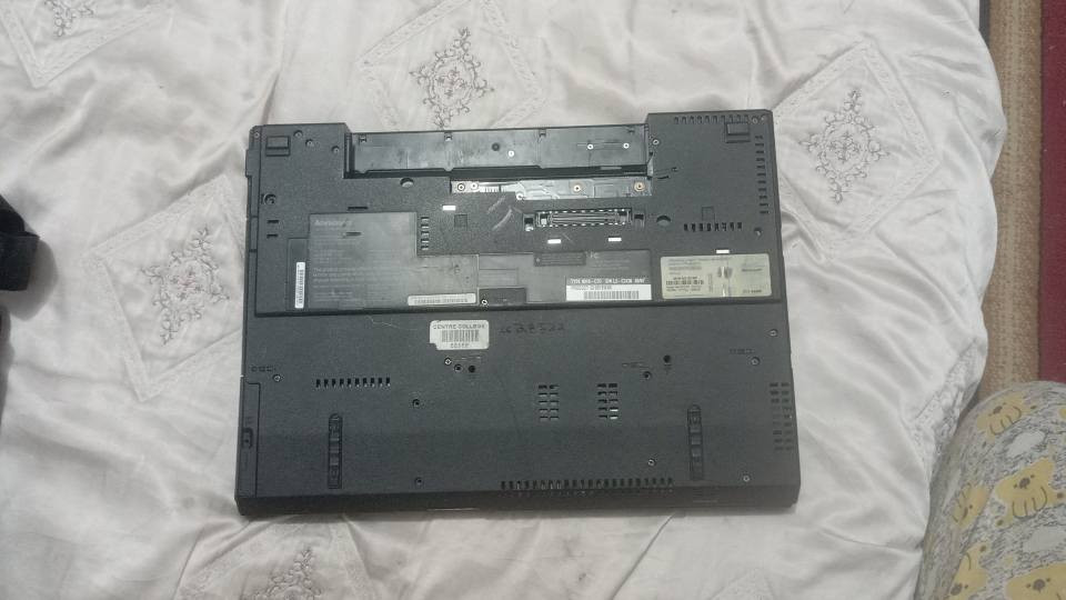 Lenovo
Windows 10
كاملة الملحقات اي خلل مابيه شرط الفحص ماعدا البطارية تشتغل مباشر ع الكهرباء السعر 150 مكاني مغربة *********** عمارة, ميسان
