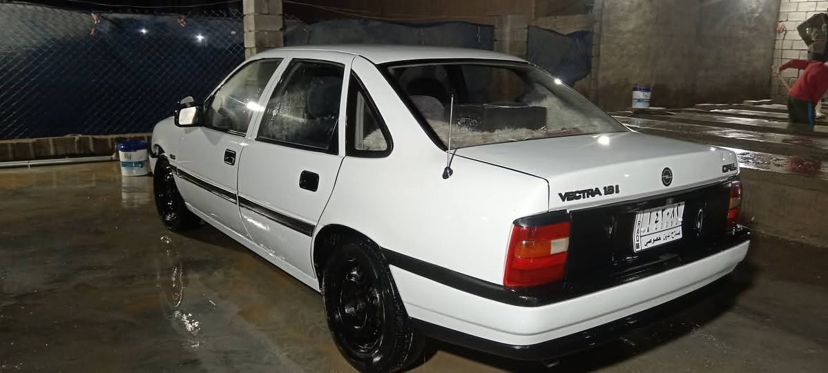 سلام عليكم سيارة اوبل فكترا معرر جديد موديل 1992 محرك 600 شرط لا تنقيص ولا تبخير  الرقم صلاح الدين مشروع وطني سنوية جديدة
الاتصال ***********
السعر 45 وبيها مجال
