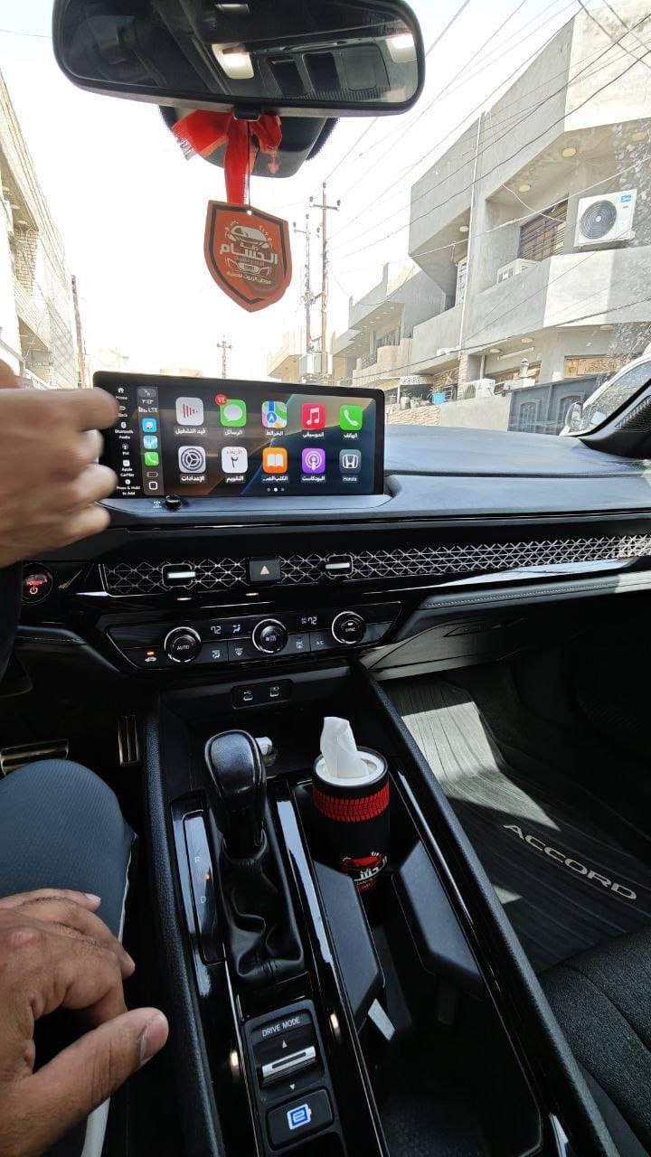 السلام عليكم هوندا اكورد للبيع 2024
فئه سبورت حادث بنيد فقط صور الحادث بل منشور 
شاشه 
فتحه 
تشغيل عن بعد 
ماشيه 52 الف كيلو حقيقي 
السعر 185 وبيها مجال 
العنوان بغداد الغزاليه 
للاستفسار 
***********
