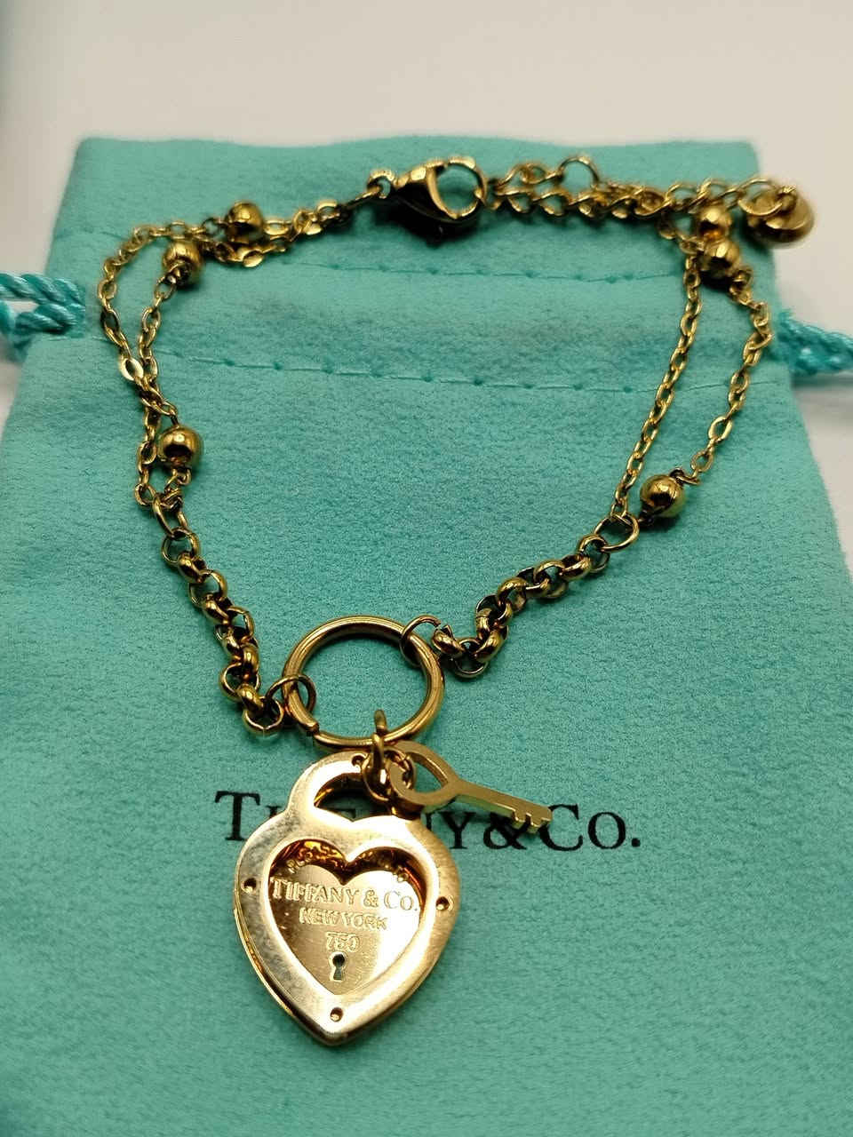 سوار تيفاني مختم مع الملحقات يوجد توصيل


**إذا كنت صاحب هذا الإعلان وتريد حذفه لأي سبب، رجاءا أرسل رسالة إلى الدعم الفني**